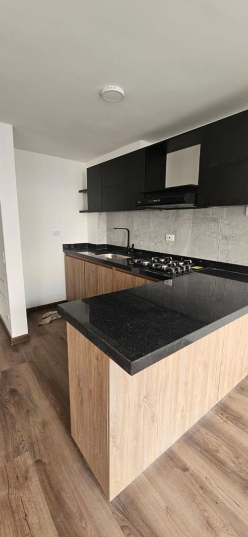 Apartamento en venta en Hayuelos, Bogotá · foto 2 de 20