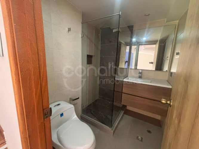 Apartamento de 3 alcobas en arriendo en El Tesoro, Medellín, 300 m² · foto 12 de 17