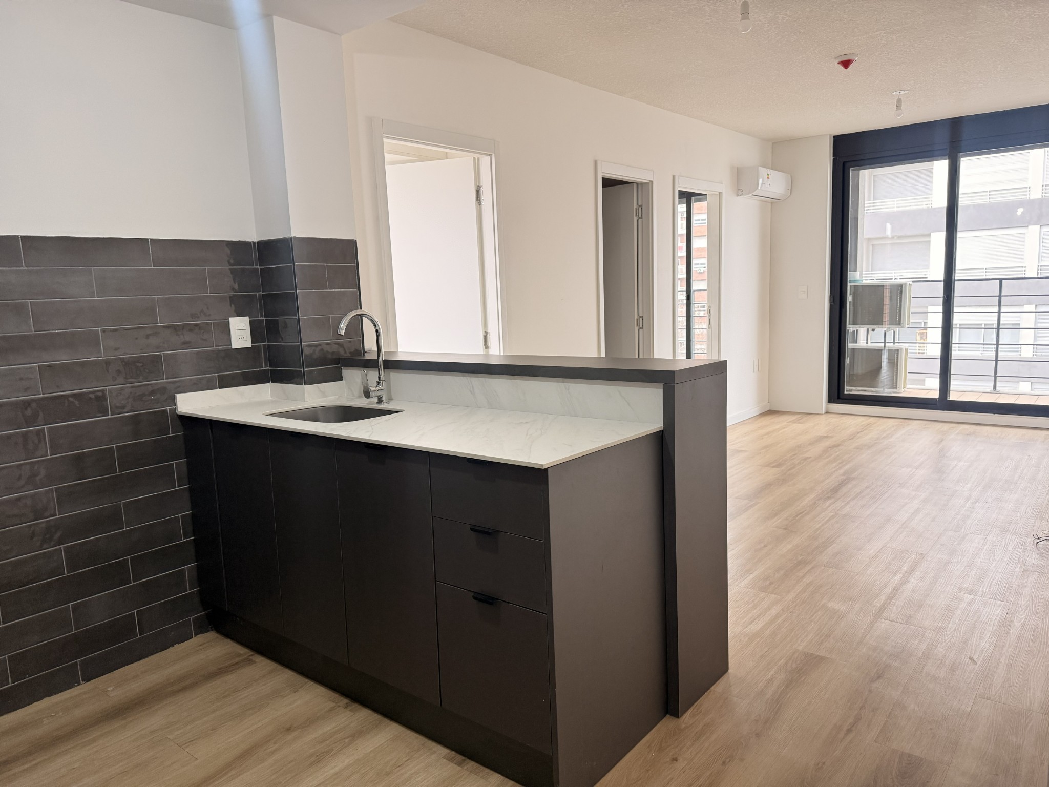 Alquiler De Apartamento De 2 Dormitorio A Estrenar En El Corazón De Cordón