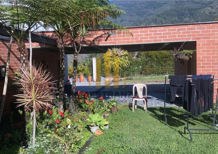Casa de 6 alcobas en venta en Bello, 480 m² · foto 8 de 24