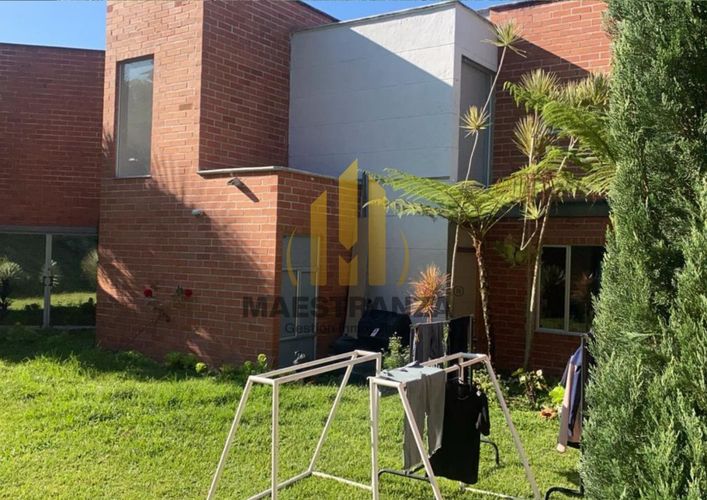 Casa de 6 alcobas en venta en Bello, 480 m² · foto 11 de 24