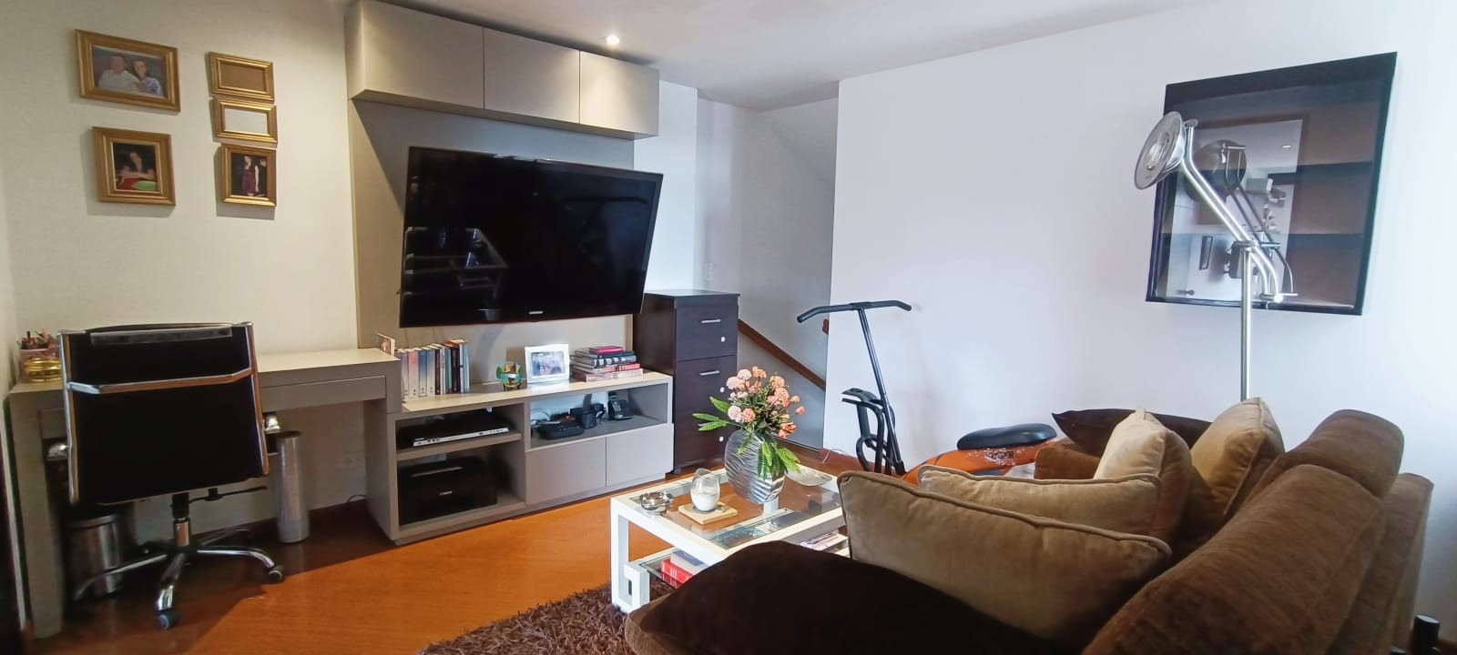 Apartamento en venta en Santa Barbara, Bogotá · foto 6 de 19
