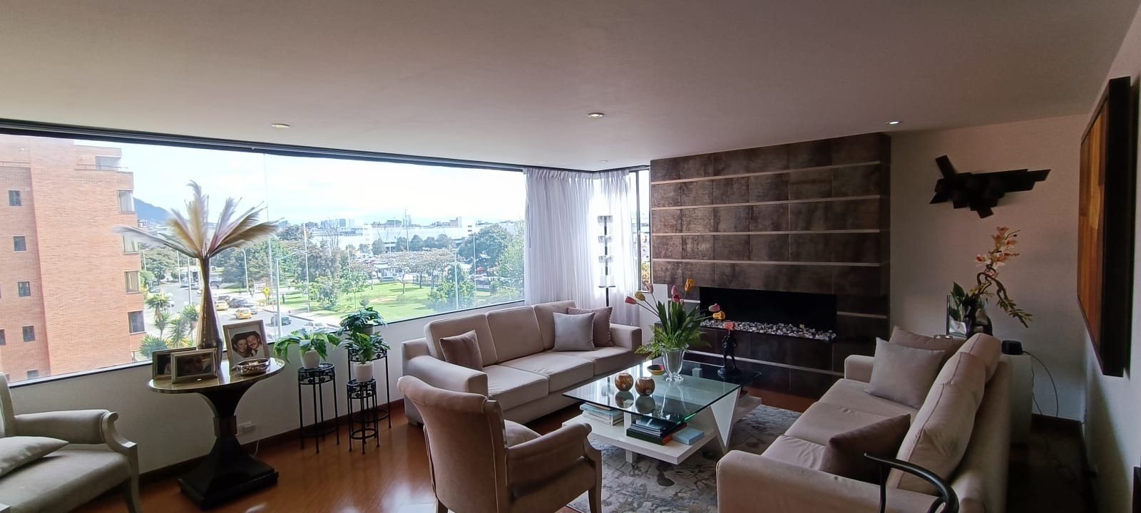 Apartamento en venta en Santa Barbara, Bogotá · foto 8 de 19