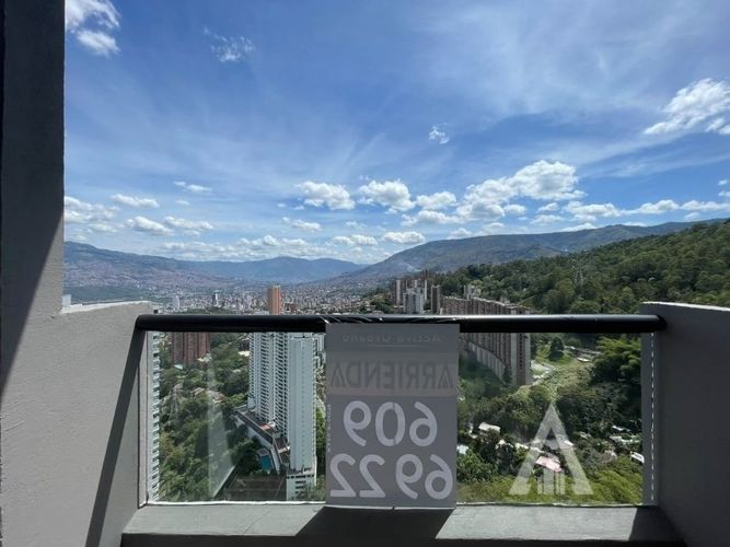 Apartamento de 3 alcobas en arriendo en Granizal, Medellín, 72 m² · foto 6 de 11