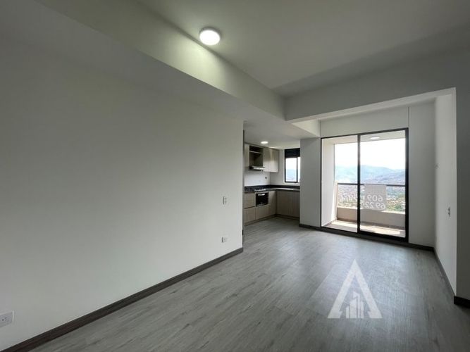 Apartamento de 3 alcobas en arriendo en Granizal, Medellín, 72 m² · foto 7 de 11