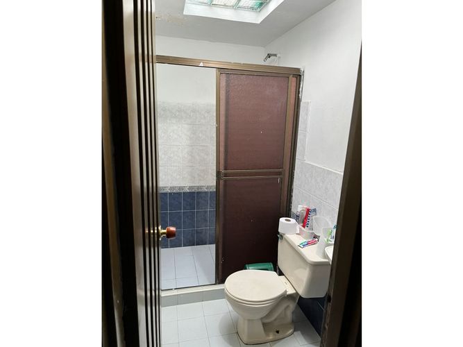 Casa de 7 alcobas en venta en Cristobal Colon, Cali, 140 m² · foto 17 de 24