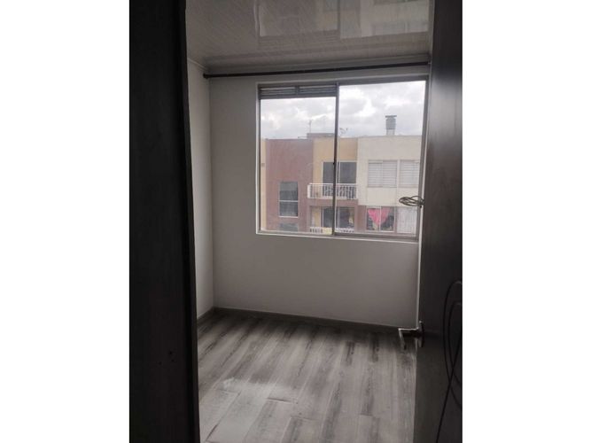 Apartamento de 3 alcobas en venta en Class, Bogotá, 41 m² · foto 10 de 19