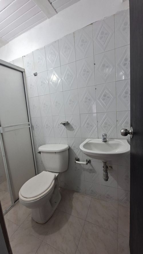 Casa de 4 alcobas en venta en Los Girasoles, Villavicencio, 130 m² · foto 8 de 24