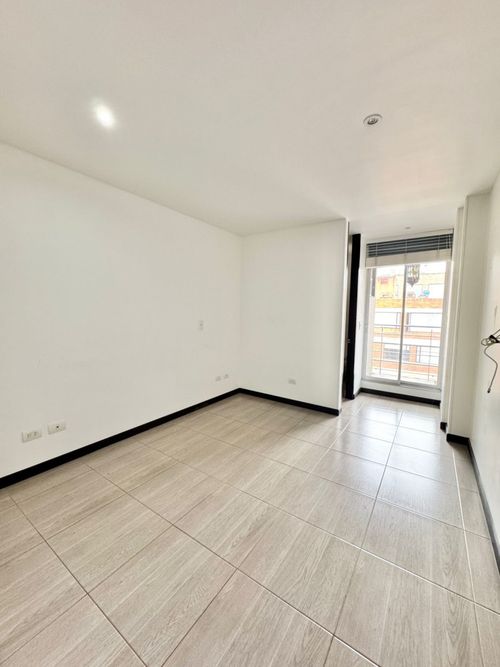 Apartamento de 3 alcobas en venta en Chicó Navarra, Bogotá, 242 m² · foto 11 de 20