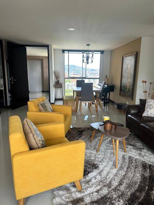 Apartamento de 2 alcobas en venta en Lalinde, Medellín, 94 m² · foto 6 de 24