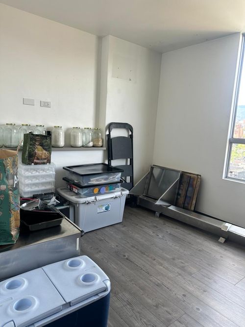 Apartamento de 2 alcobas en venta en Lalinde, Medellín, 94 m² · foto 18 de 24