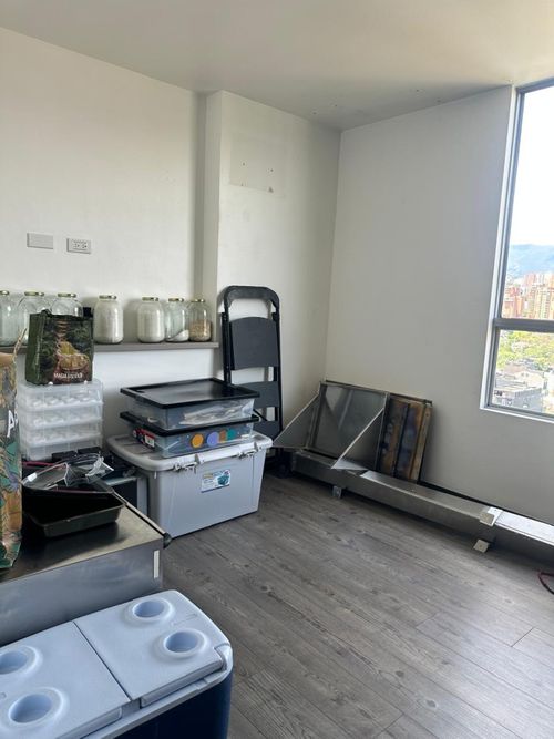 Apartamento de 2 alcobas en venta en Lalinde, Medellín, 94 m² · foto 22 de 24