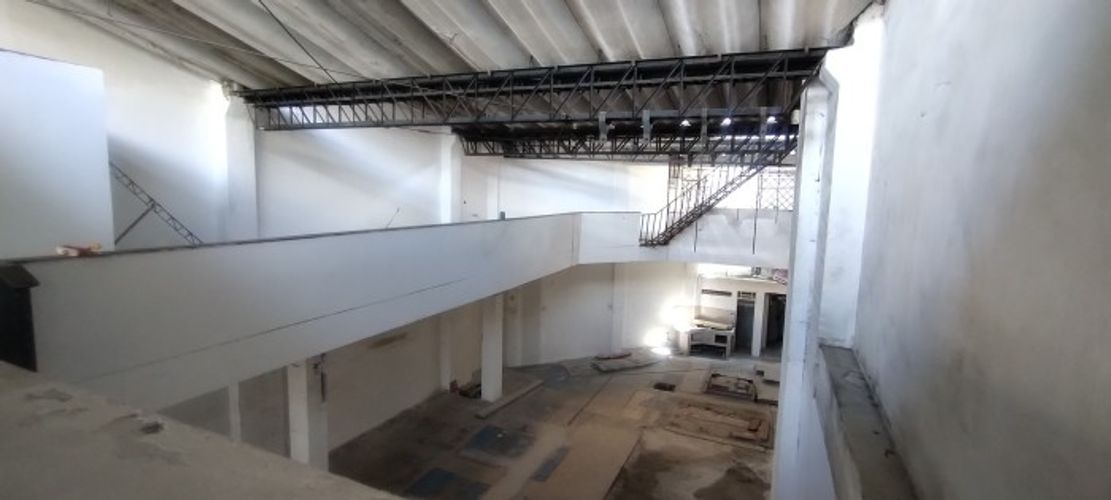 Bodega en venta en Prados Del Norte, Cali, 383 m² · foto 2 de 8