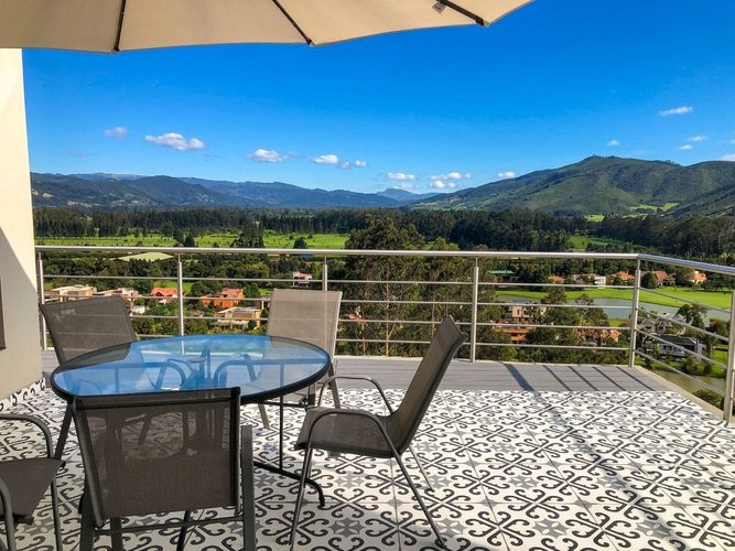 Casa de 4 alcobas en venta en Aposentos, Sopó, 460 m² · foto 18 de 20