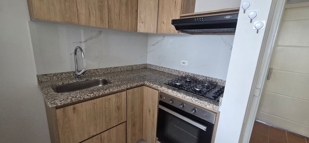 Apartaestudio en venta en Modelia, Bogotá, 37 m² · foto 17 de 24