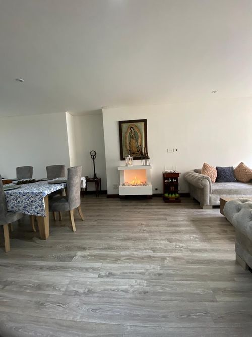 Apartamento de 3 alcobas en venta en Bella Suiza, Bogotá, 127 m² · foto 4 de 24