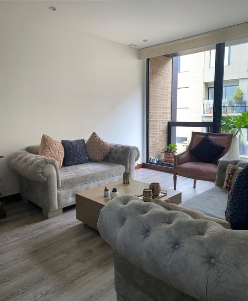 Apartamento de 3 alcobas en venta en Bella Suiza, Bogotá, 127 m² · foto 3 de 24