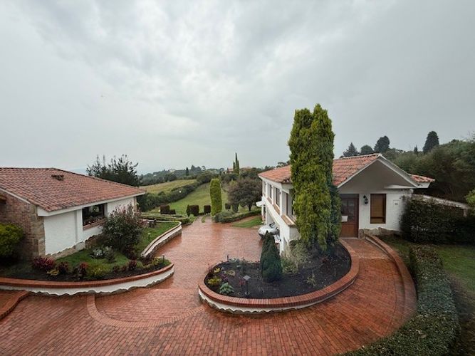 Casa de 4 alcobas en venta en Sindamanoy, Chía, 680 m² · foto 7 de 24