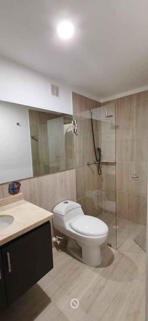 Apartamento de 2 alcobas en venta en Cabecera Del Llano, Bucaramanga, 97 m² · foto 11 de 24