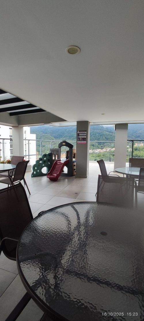 Apartamento de 2 alcobas en venta en Cabecera Del Llano, Bucaramanga, 97 m² · foto 18 de 24