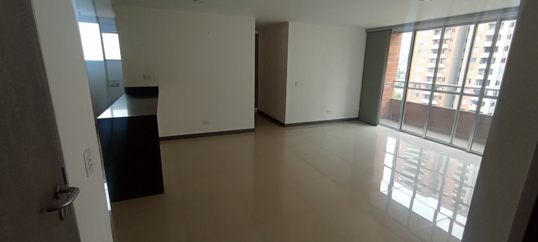 Apartamento en venta en San German, Medellín · foto 3 de 20