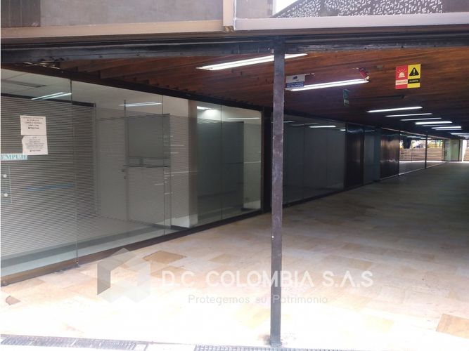 Local en venta en La Candelaria, Medellín, 247 m² · foto 5 de 16