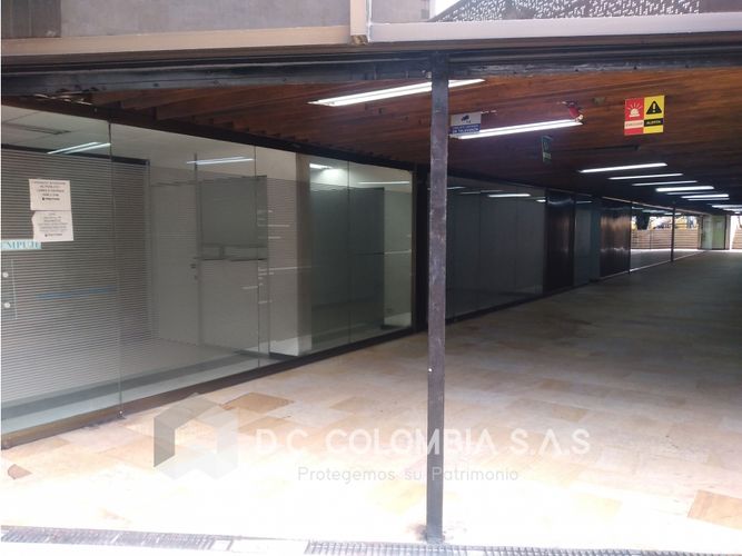 Local en venta en La Candelaria, Medellín, 247 m² · foto 6 de 16