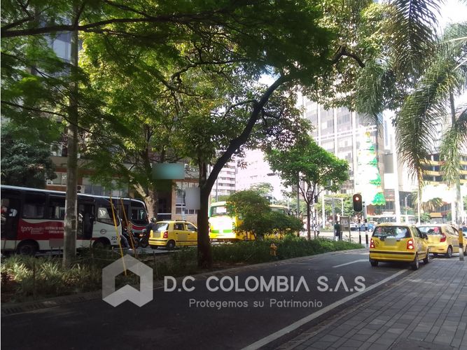 Local en venta en La Candelaria, Medellín, 247 m² · foto 14 de 16