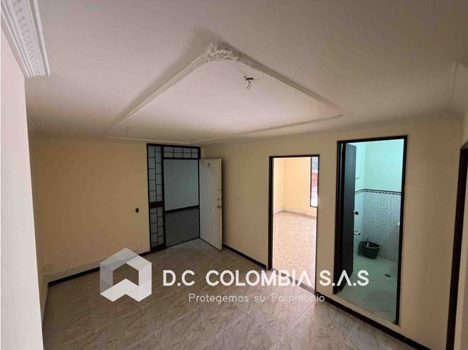Apartaestudio en venta en Chapinero, Bogotá, 48 m² · foto 3 de 24