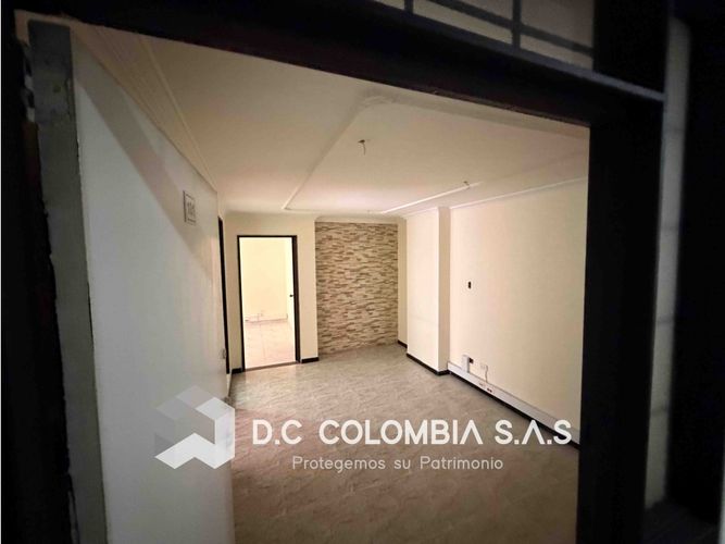 Apartaestudio en venta en Chapinero, Bogotá, 48 m² · foto 13 de 24