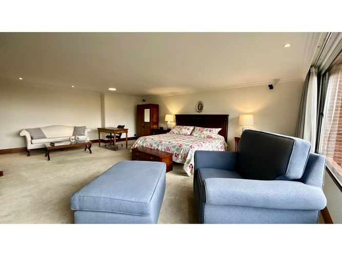 Apartamento de 5 alcobas en venta en Santa Paula, Bogotá, 516 m² · foto 19 de 24
