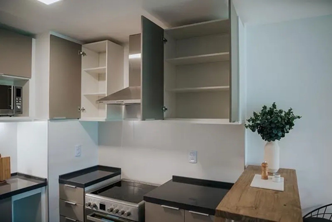 ALQUILER EN EL CENTRO DE 1 DORMITORIO, PISO 10 AL FRENTE, LAVADERO Y PORTERIA · Foto 5