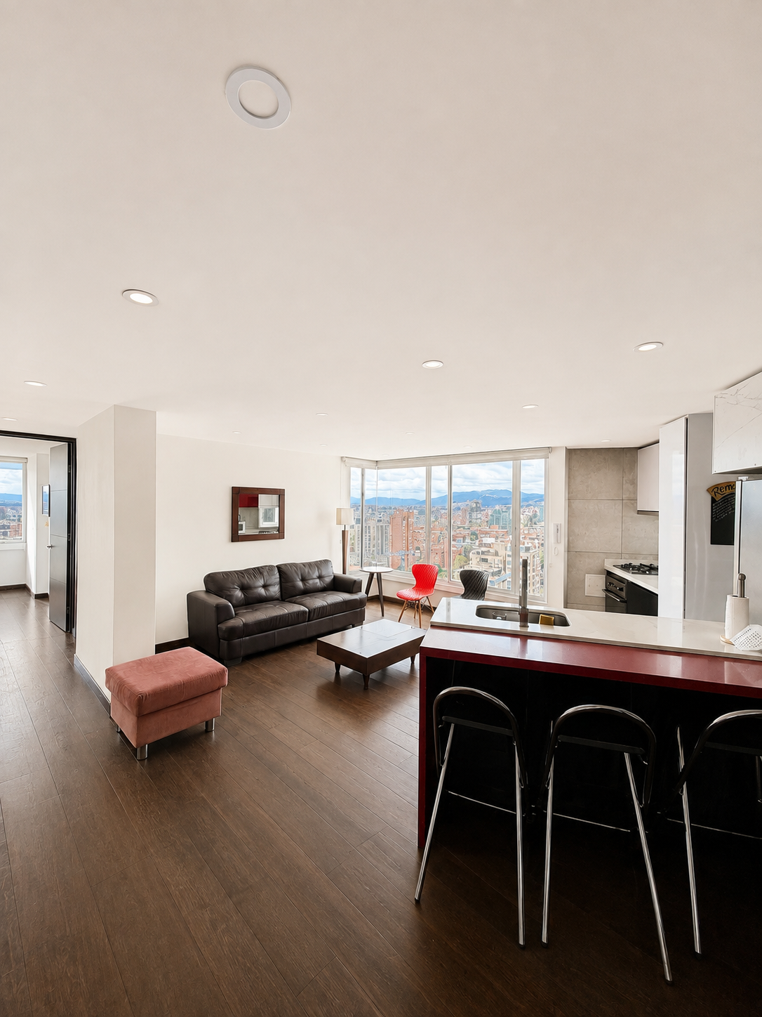 Apartment for rent in Los rosales, Bogotá