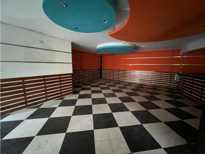 Local en arriendo en Loma Del Esmeraldal, Envigado, 120 m² · foto 12 de 20