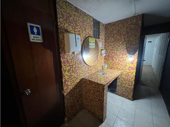 Local en arriendo en Loma Del Esmeraldal, Envigado, 120 m² · foto 14 de 20