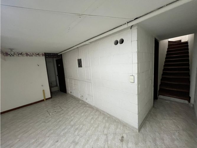 Local en arriendo en Claraval, Envigado, 56 m² · foto 5 de 15