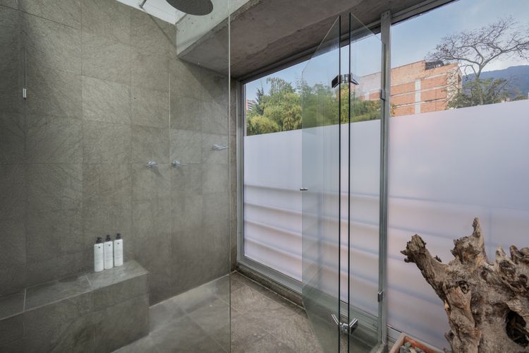 Apartamento en venta en El Poblado, Medellín · foto 10 de 17