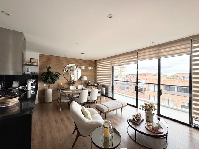 Apartamento de 3 alcobas en arriendo en Chico, Bogotá, 161 m² · foto 6 de 14