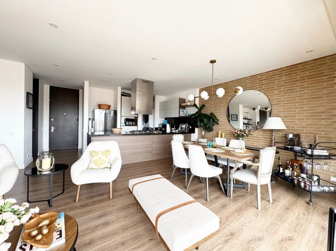 Apartamento de 3 alcobas en arriendo en Chico, Bogotá, 161 m² · foto 10 de 14