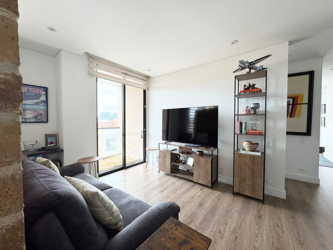 Apartamento de 3 alcobas en arriendo en Chico, Bogotá, 161 m² · foto 12 de 14