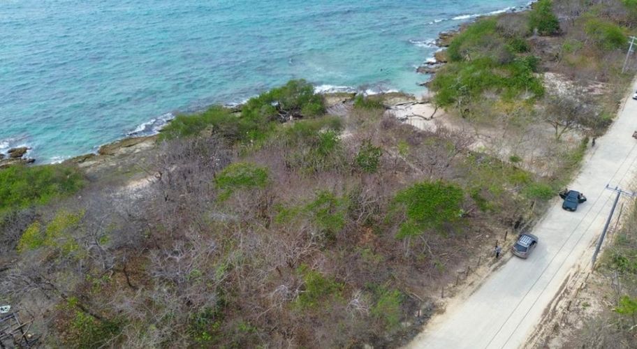 Lote en venta en Barú, Cartagena, 1826 m² · foto 3 de 9