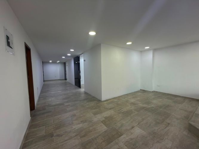 Local en venta en El Trianon, Envigado, 105 m² · foto 6 de 23