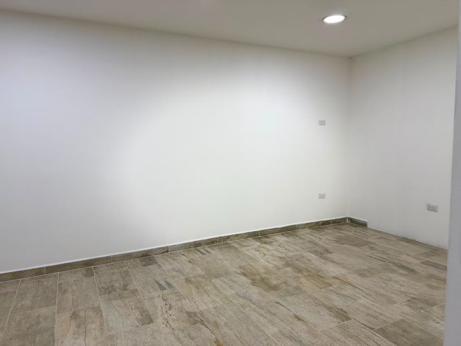 Local en venta en El Trianon, Envigado, 105 m² · foto 21 de 23