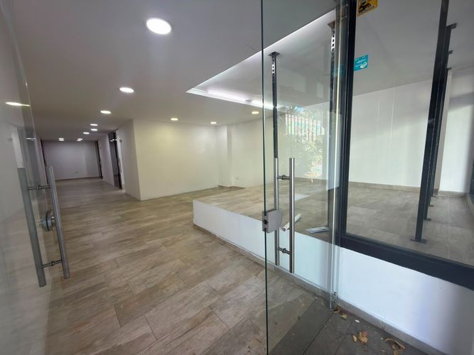 Local en venta en El Trianon, Envigado, 105 m² · foto 4 de 23