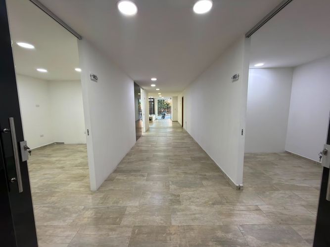 Local en venta en El Trianon, Envigado, 105 m² · foto 22 de 23
