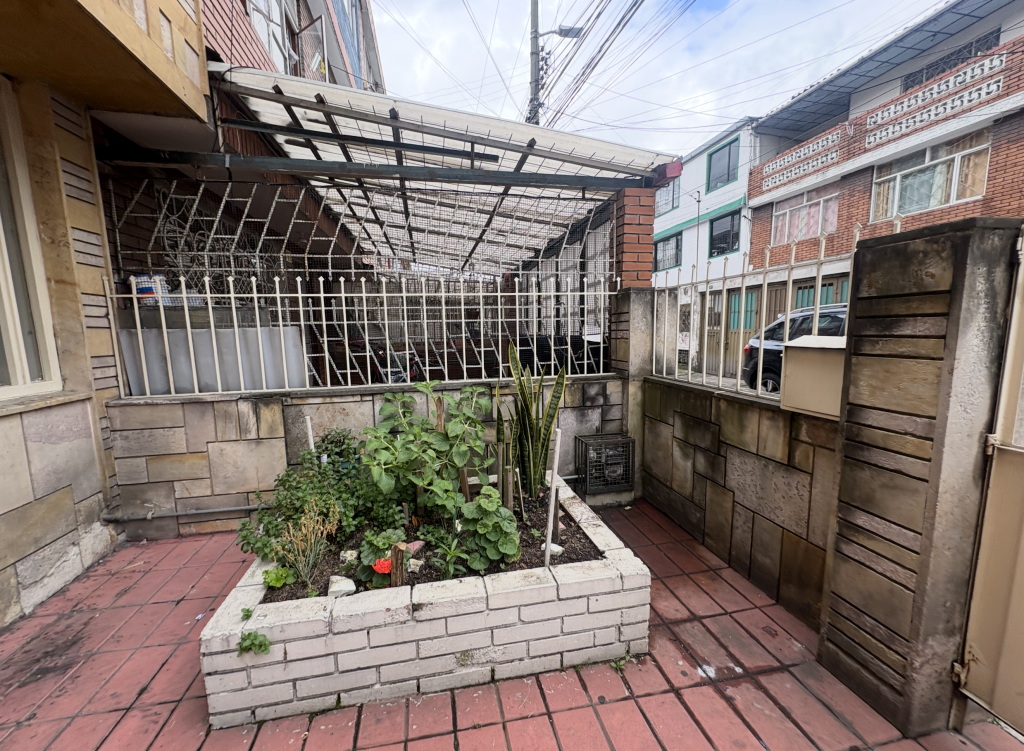 Casa en venta en Gustavo Restrepo, Bogotá · foto 2 de 21