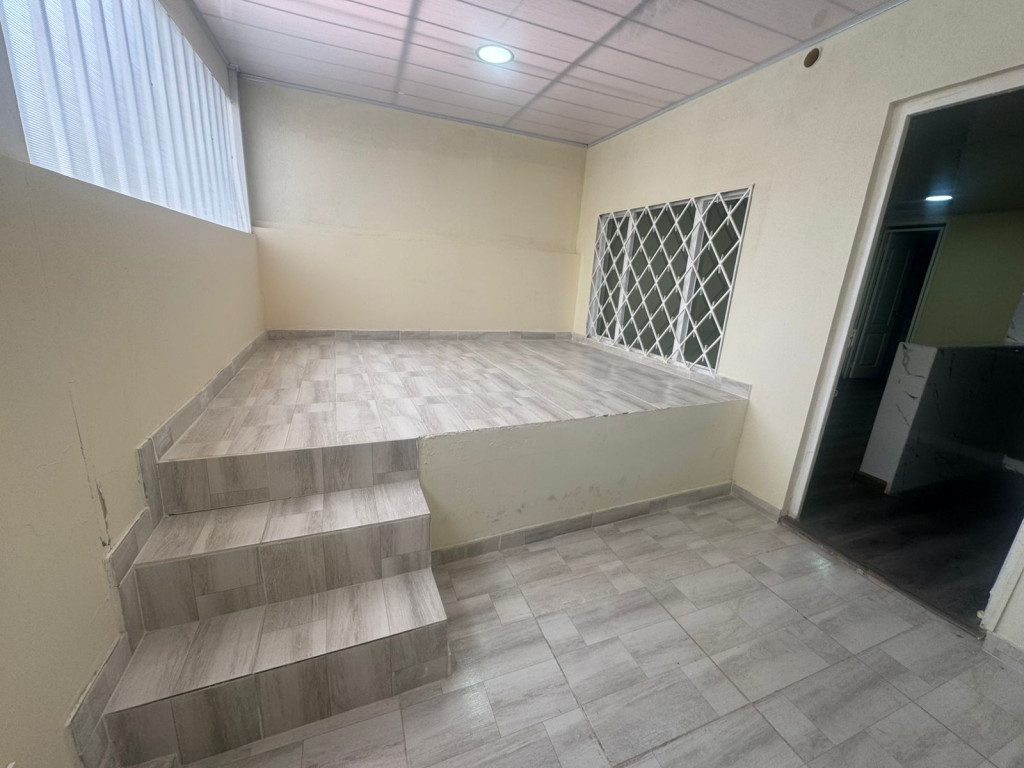 Casa en venta en Las Lomas, Bogotá · foto 11 de 18