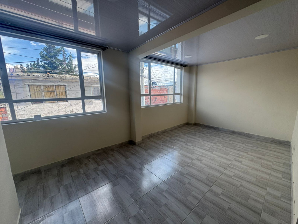 Casa en venta en Las Lomas, Bogotá · foto 13 de 18