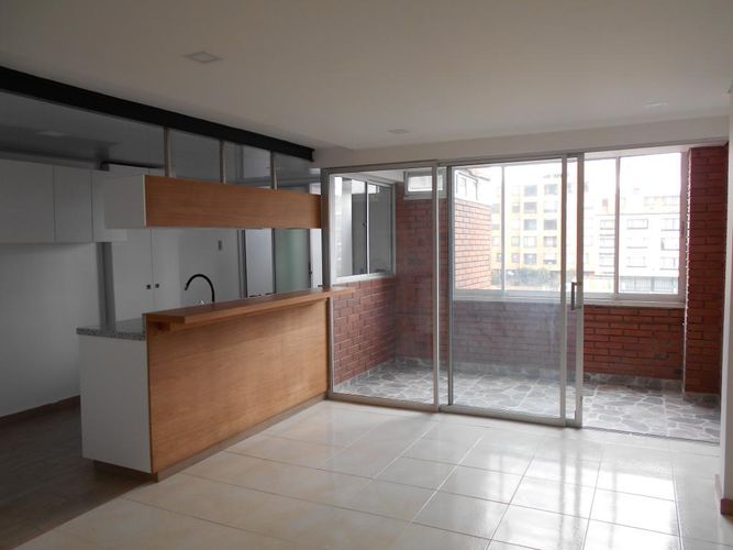 Apartamento de 3 alcobas en venta en Galerias, Bogotá, 103 m² · foto 7 de 24