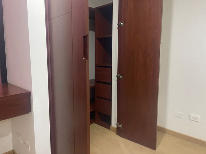Apartamento de 3 alcobas en venta en San Rafael, Bogotá, 84 m² · foto 9 de 15